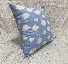 Bavlněný povlak na polštář - mrak na modré